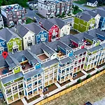 The Bird House On Turtle Bay