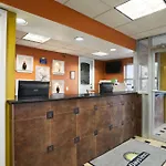 Days By Wyndham Airport East Nashville