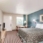 Days By Wyndham N Opryland/grand Ole Opry Motel 2*