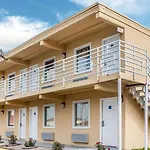 Rodeway Inn Nashville Airport