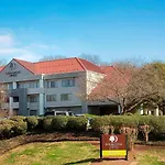Doubletree By Hilton Airport Hotel