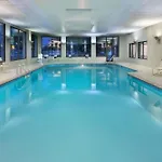Radisson Airport 4*