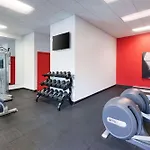 Hotel Radisson Airport 4*