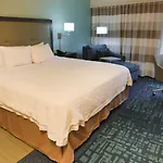 Hotel Hampton & Nashville-airport 3*