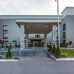 Quality Suites Nashville Airport