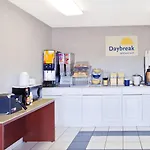 Days Inn By Wyndham Downtown-Nashville West Trinity Lane