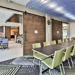 Express & - Metrocenter Downtown By Ihg Hotel Nashville