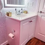 Dolly's Delight - Boutique Bliss Mins From Broadway