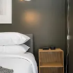 Abode - Germantown Apartment *