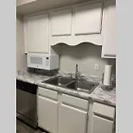 Luxury Townhome 20 Min To Music City, *