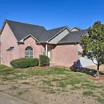 Charming Nashville Home About 6 Mi To Downtown!