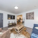 The Vibe At Marathon Apartment Suites