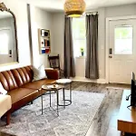 Love This Weho Gem Apartment
