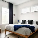 Two Rooftops Spacious Luxury With Private Parking In East Nash