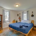 The Titan - Pet-Friendly Bungalow