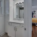 Hillsboro Village Hideaway Holiday home *