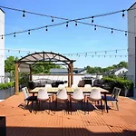 Moody Luxe Penthouse In The Heart Of 12Th South!
