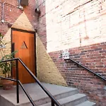 The Vinyl At Music Row - Garden Apartment Nashville