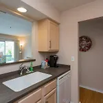 Captain's Quarters Riverfront #1 Apartment Nashville