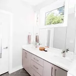 Holiday home Modern Luxury Rooftop Deck, 3 Mi To Downtown