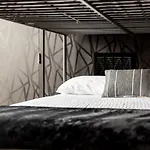 5 Points Retreat In East Walk To Restaurants Bars And Music Apartment