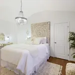Holiday home Relax In Style Near The Heart Of Music *