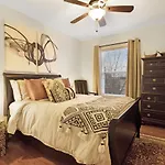 Relax In Style Near The Heart Of Music Nashville