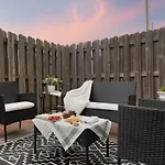 Relax In Style Near The Heart Of Music Nashville