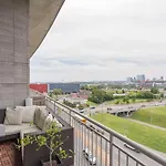 Holiday home Luxe Two Bedroom Penthouse With Skyline Views, Internet, Gym Nashville