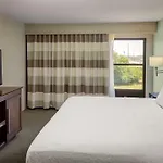 Hampton & Nashville-airport Hotel