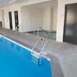 Hotel Luxe 2*
