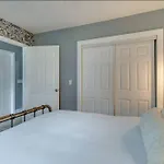 Holiday home Hot Tub Getaway Close To Downtown! Nashville