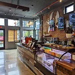The Vinyl Suite On Music Row