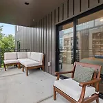 Skyline View, Pool, Gym, Balcony\'S, Walk To Bway!