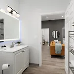 Apartment Chic East Nash - Walk To Restaurants Bars And Music Nashville