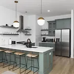 Trendy Spacious Condo, Walk To Coffee And Restaurants *