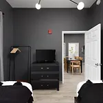 Chic East Nash - Walk To Restaurants Bars And Music Apartment Nashville