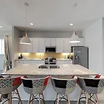 Holiday home Lyric At Cleveland Park Lyric Manor *