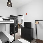 Apartment Modern Comfort Only 2 Mile To Downtown Broadway *