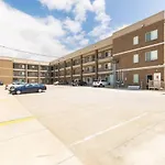 Modern Comfort Condo Only 2 Mile To Downtown Broadway