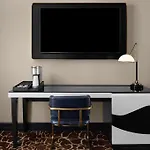 Fraye Curio Collection By Hilton