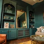 Henrie House I Luxury 4Br Downtown Historic Gem With Library & Patio