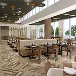 Hotel Hilton Bna Airport Terminal