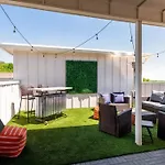 Nash City: Modern Home; Rooftop Hangout; 9Min→Dt