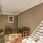 The Tinley Cottage