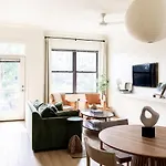Holiday home Luxury By Music Row Belmont Vanderbilt Free Parking