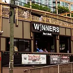 On Famous Music Row - Pool, Parking, Walk To Bars