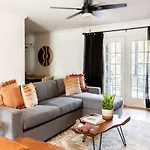 Apartment Stylish Downtown With Patio & Free Parking Nashville