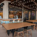 Hotel Fraye Curio Collection By Hilton *