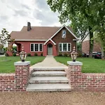 Lux West Nash Tudor 4mi To Dt Sleeps 9 Holiday home